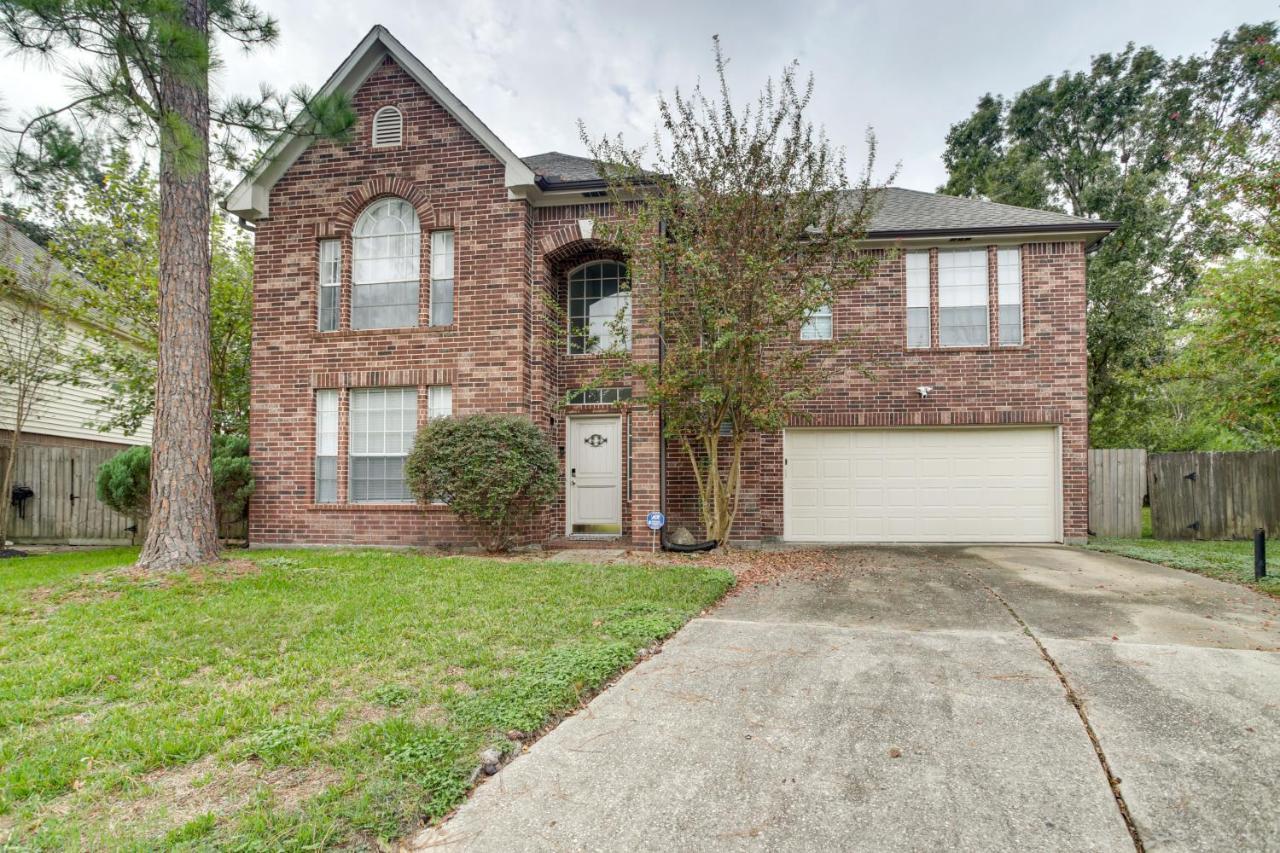 Spacious Houston Home With Patio, Grill And Fireplace! Exterior photo