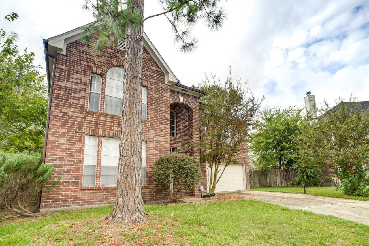 Spacious Houston Home With Patio, Grill And Fireplace! Exterior photo