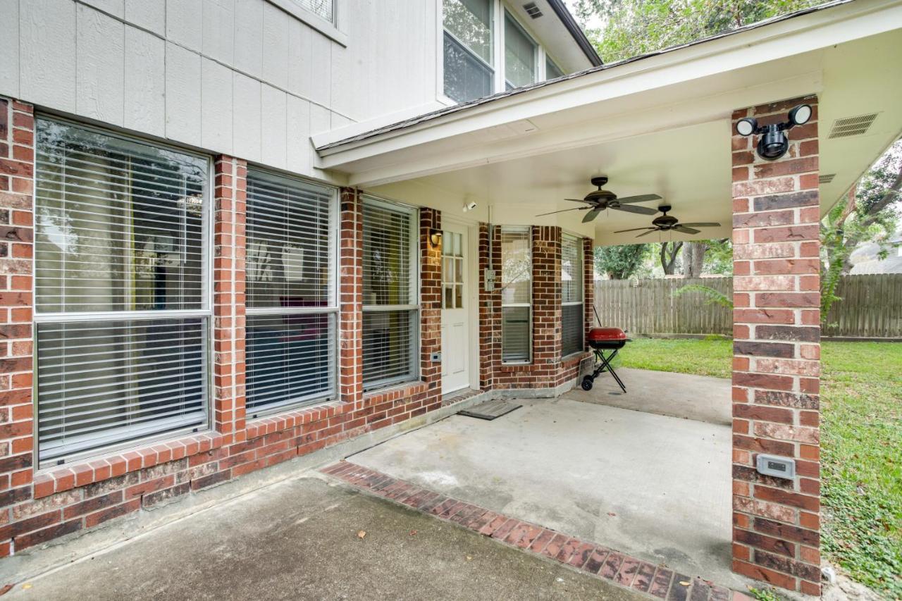 Spacious Houston Home With Patio, Grill And Fireplace! Exterior photo