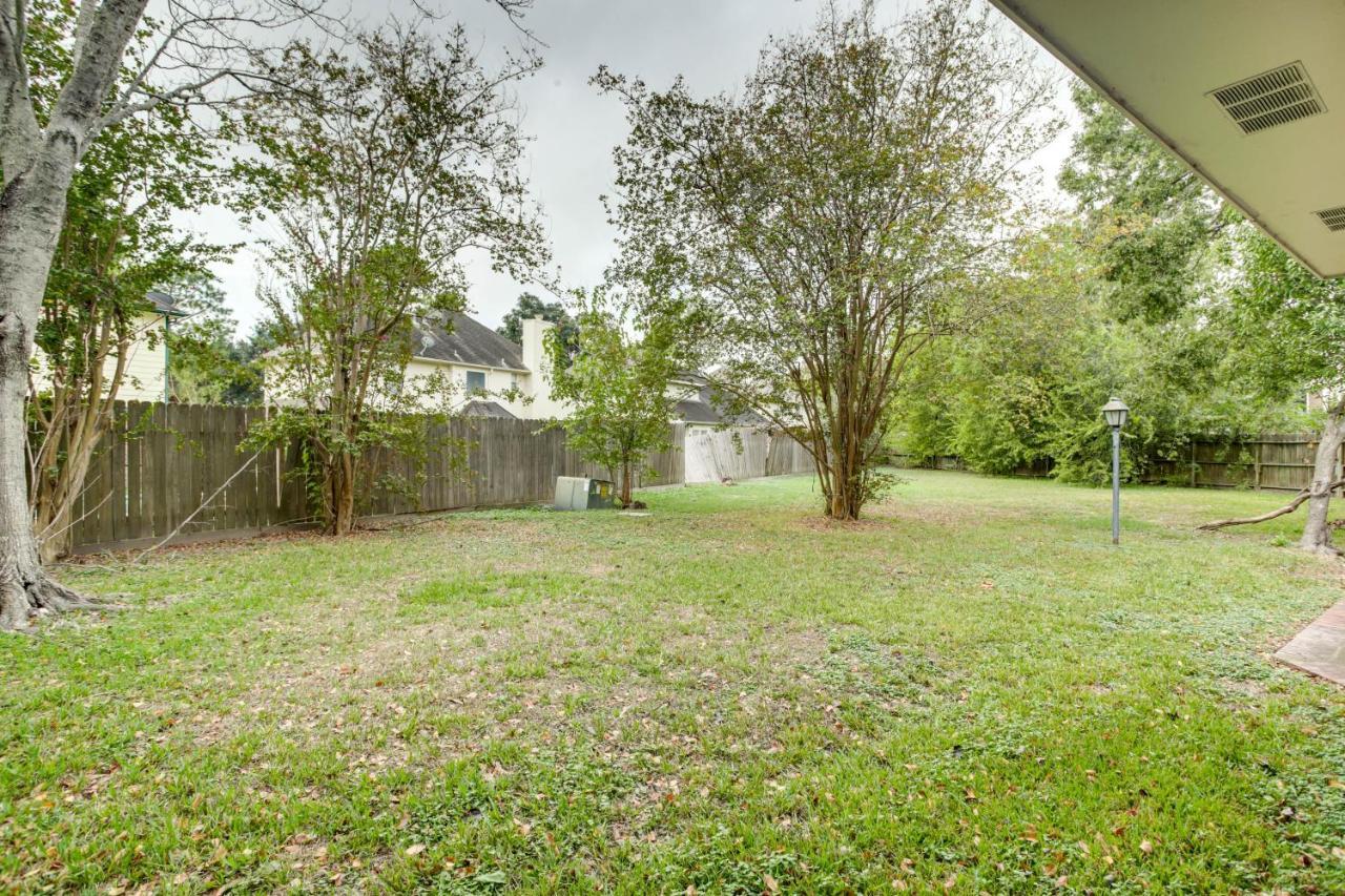 Spacious Houston Home With Patio, Grill And Fireplace! Exterior photo